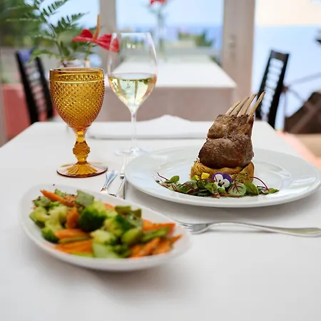 & Art Madeira Inn Canico (Madeira)