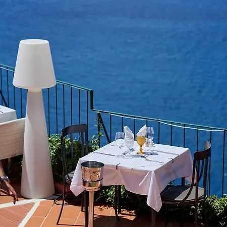 & Art Madeira