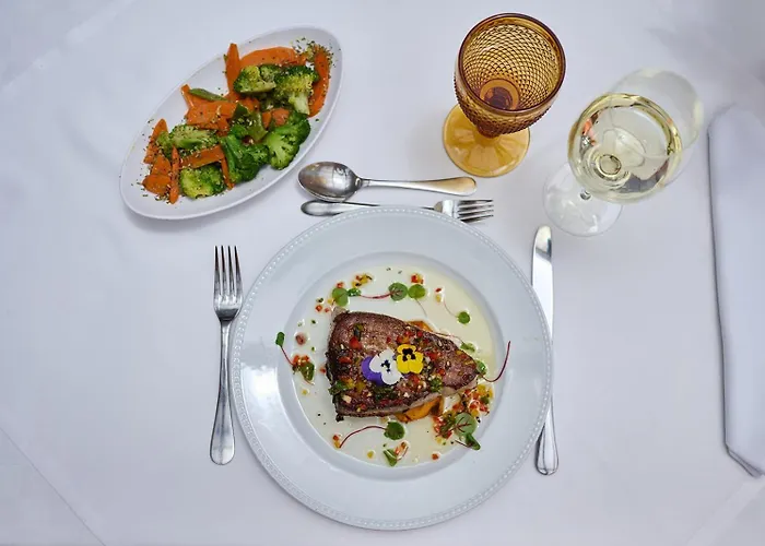 & Art Madeira Caniço