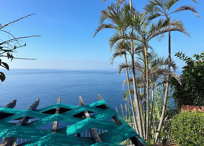 & Art Madeira Kro 3*