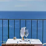 & Art Madeira 3*