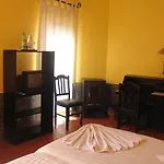 بيت ريفي & Art Madeira 3*