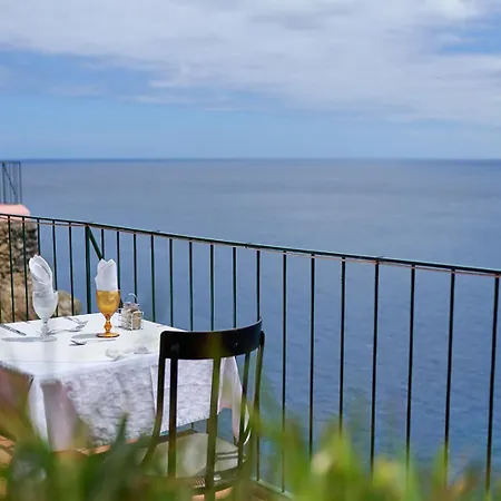 Estalagem & Art Madeira 3*