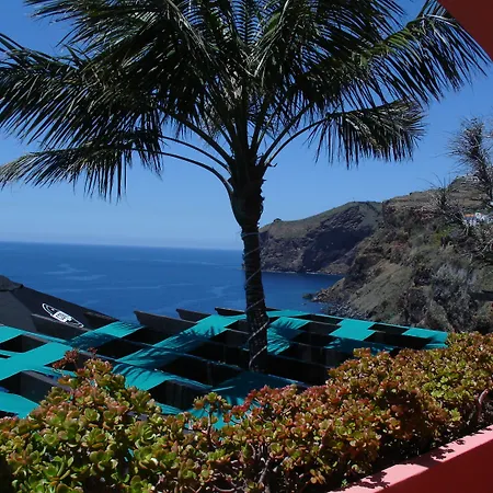 & Art Madeira Herberg 3*