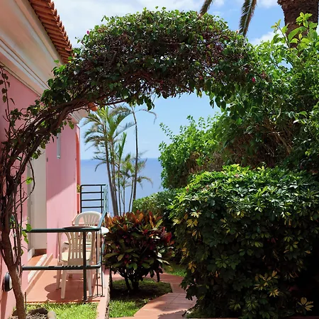 & Art Madeira Inn Caniço