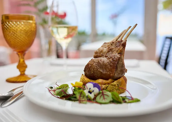 Inn & Art Madeira 3*