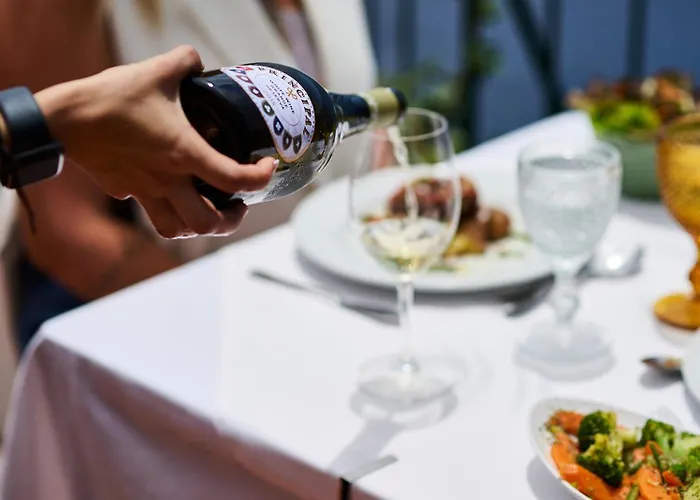 Inn & Art Madeira Canico (Madeira)