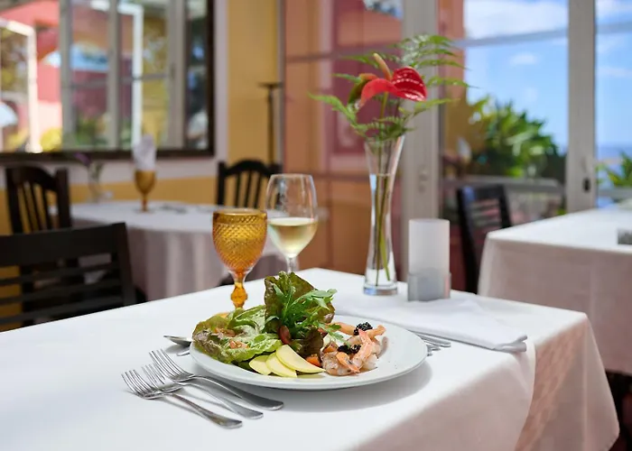 Inn & Art Madeira Canico (Madeira)