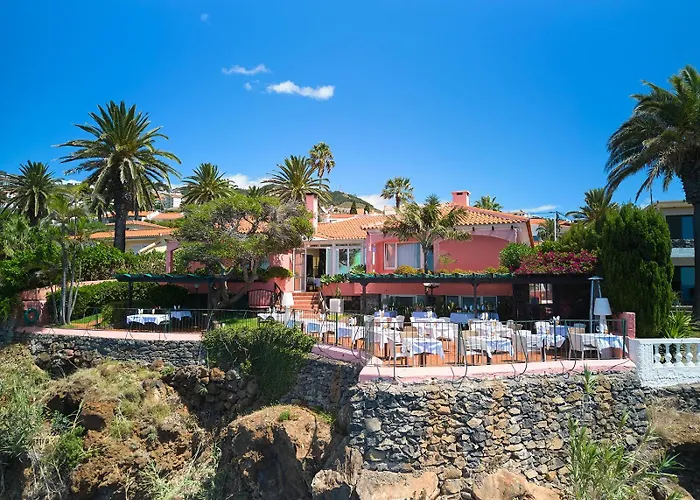 & Art Madeira 宾馆