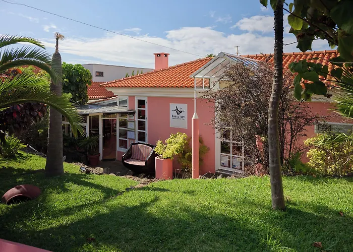 & Art Madeira 宾馆 3*